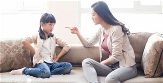 13岁孩子与母亲争吵后跳楼，父母请学会科学跟孩子“吵架”