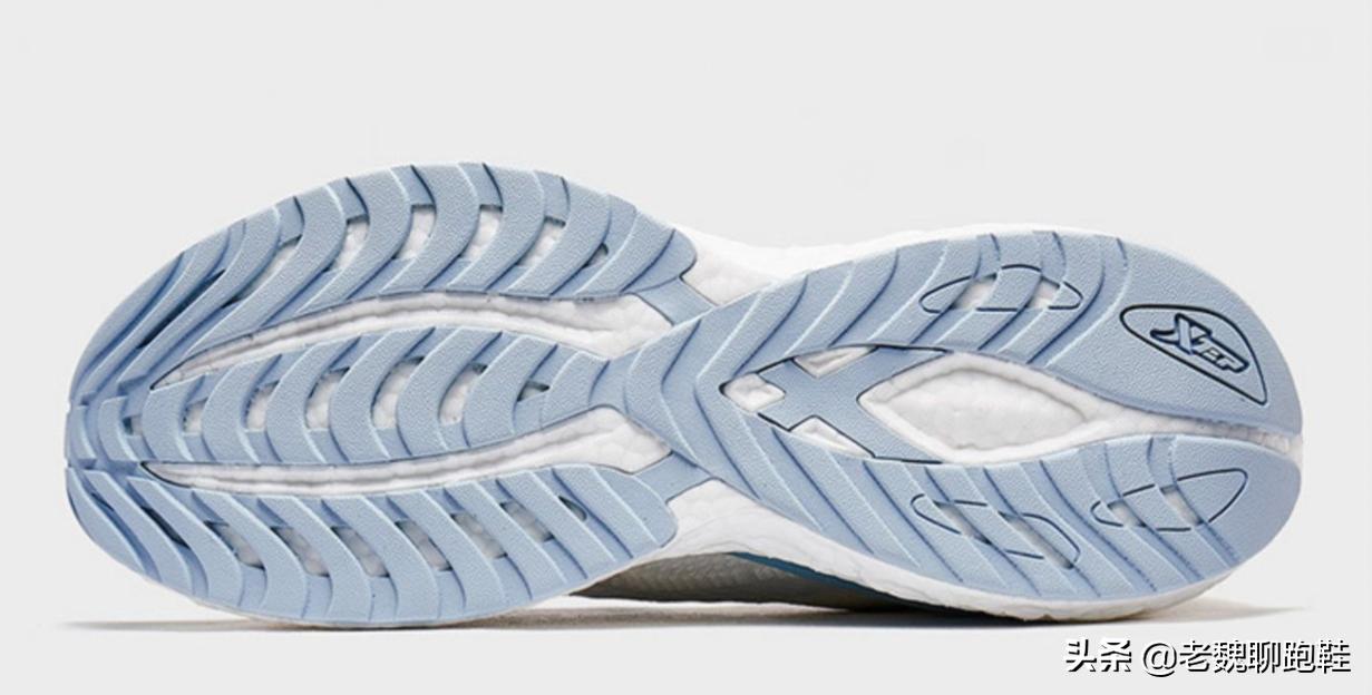 百元价格千元品质的跑鞋,百元左右的鞋子跑鞋