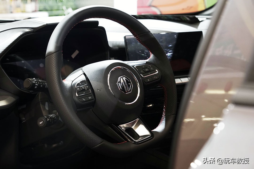 全新mg5跑得过思域吗,买不起雅阁的思域