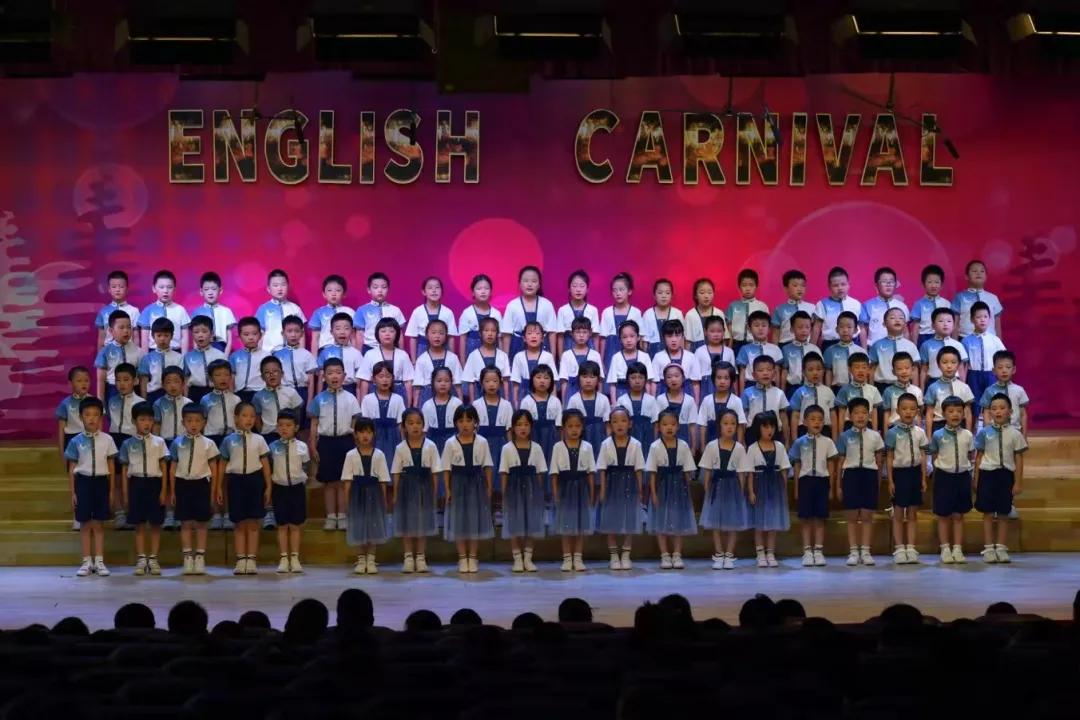 左手国学，右手英语，中杉学校真不一般