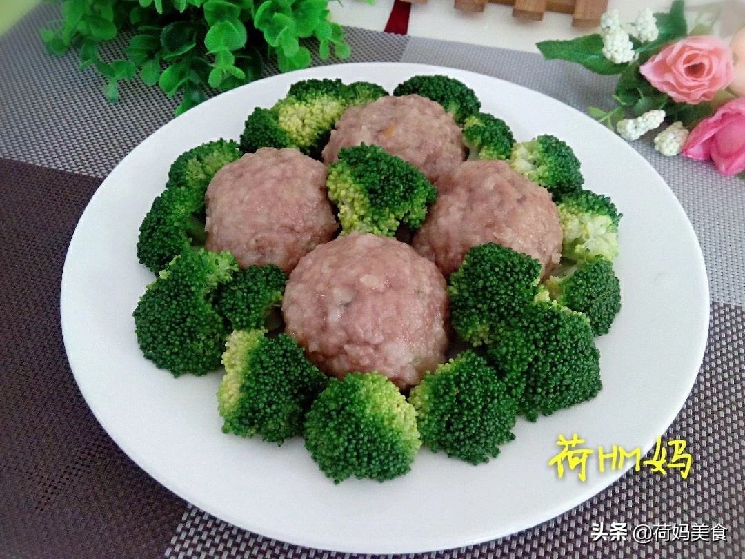 年夜饭不必大鱼大肉九道素菜,年夜饭简单易学50道菜