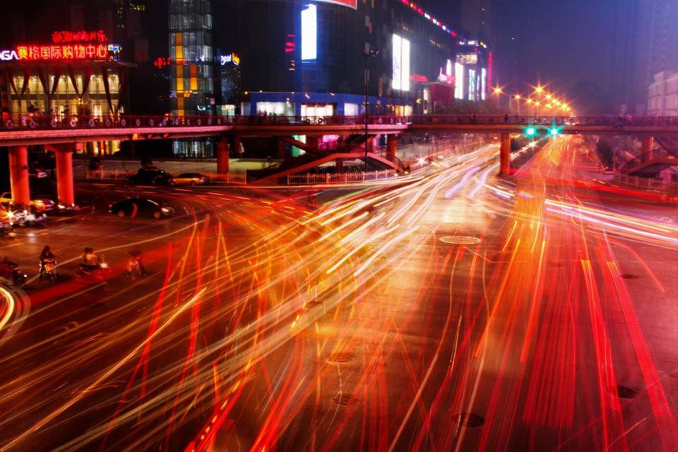 自我封闭与世隔绝,自我囚禁哪里都是牢笼