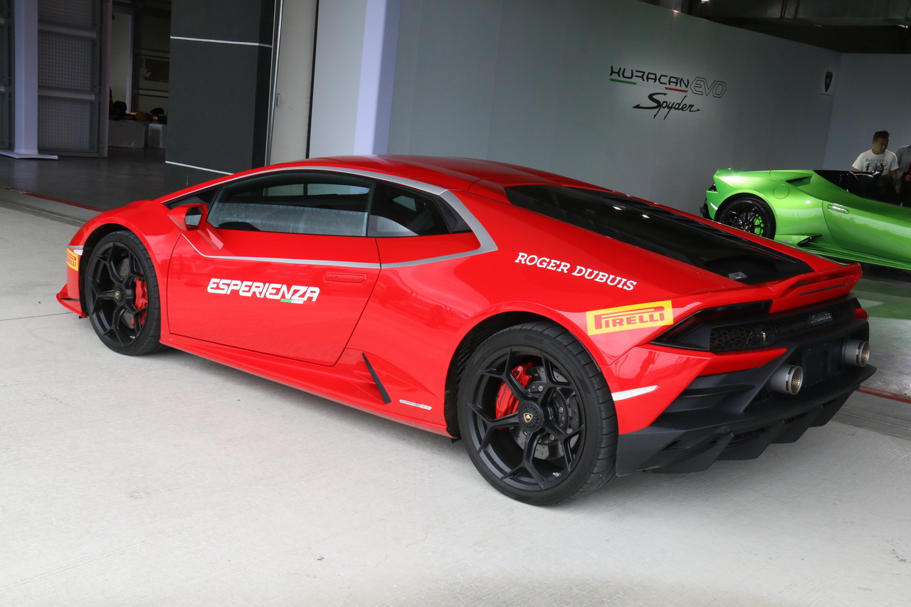 小牛飓风升级evo,飓风小牛飙车