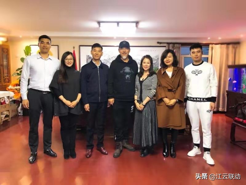 江云联动：演员卢勇做客江云联动一带一路互联网平台总部