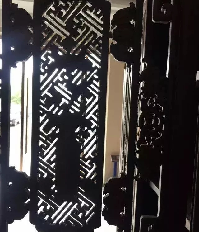 为什么越南那么多黄花梨家具,越南红木为啥那么便宜