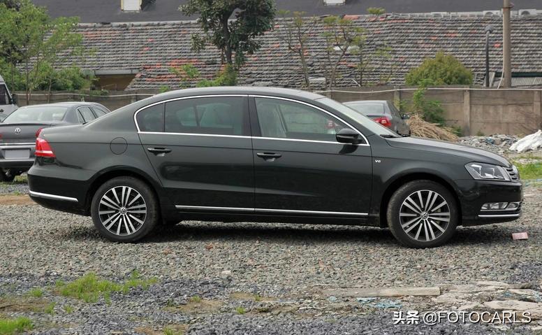 大众迈腾3.0v6价格,大众迈腾3.0v6旗舰版是什么发动机