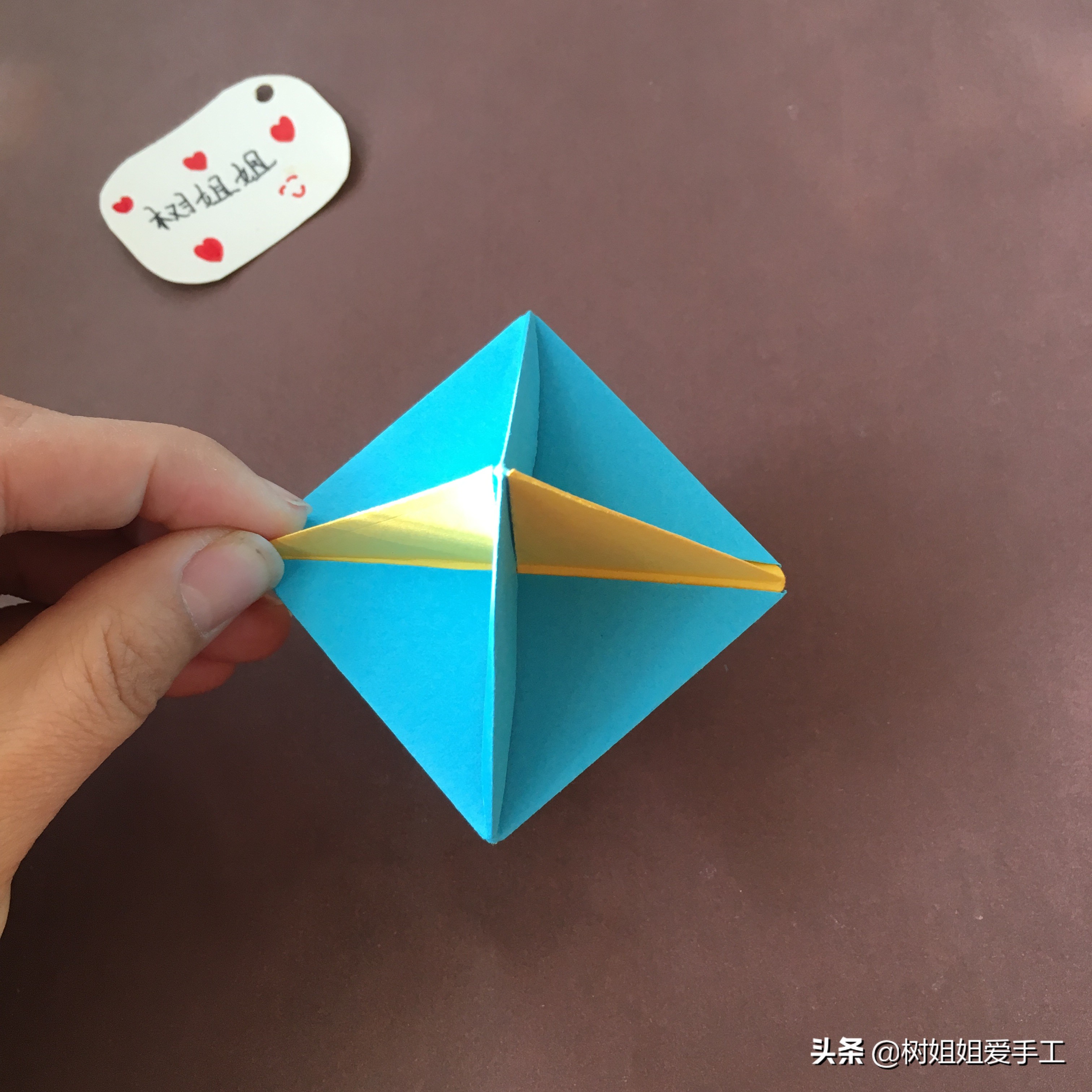 亲子折纸玩具风车陀螺的制作方法,折纸风车陀螺