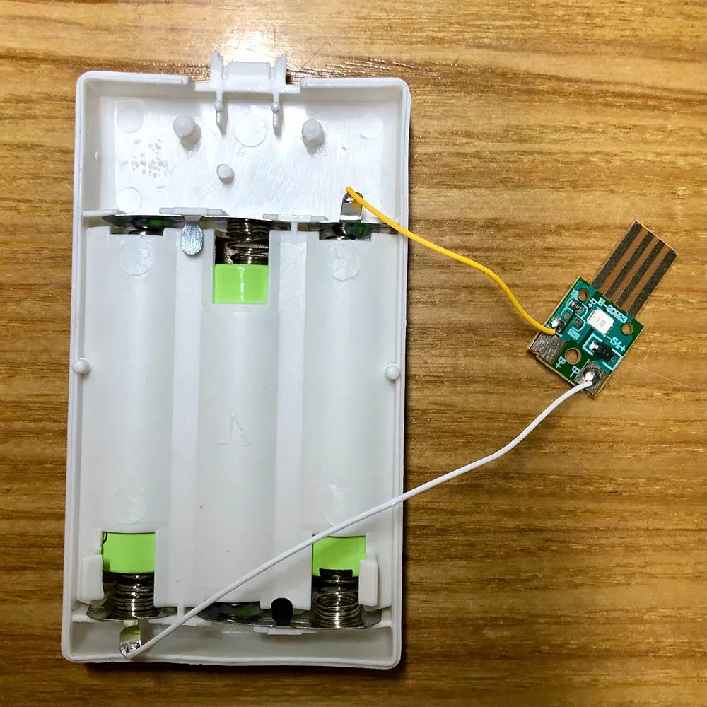 最简单的2.4伏镍氢电池充电电路,尼康镍氢充电器拆解