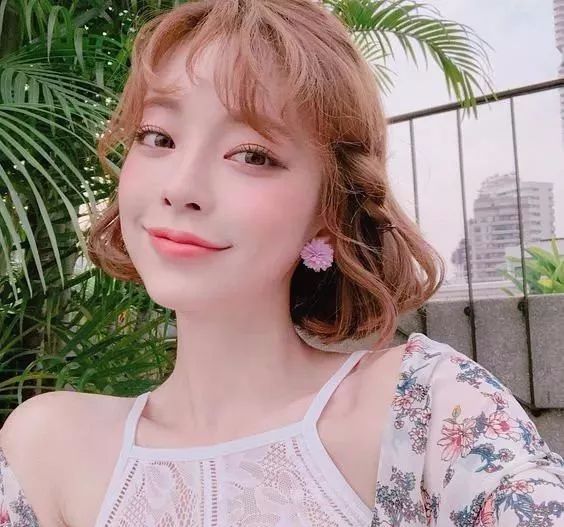 总觉得自己脸型太差？但也许你只是剪错刘海而已，看完这篇就懂了