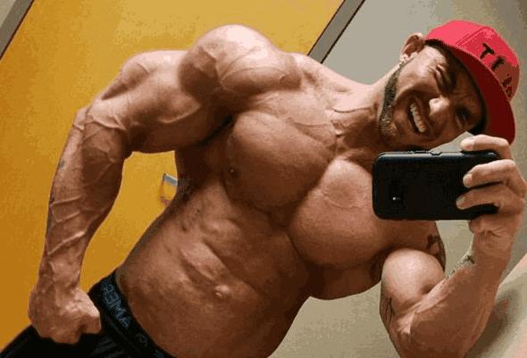 军队练肌肉有吃蛋白粉吗 (军营里练肌肉可以吃蛋白粉吗)