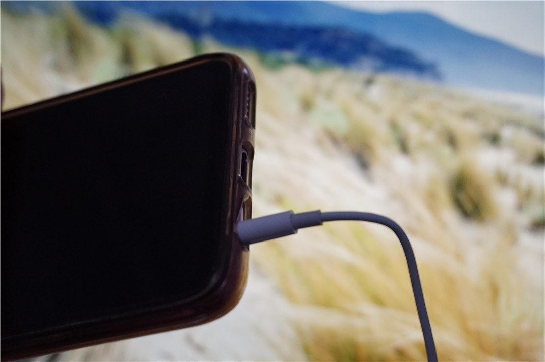 华为手机耳机与小米手机耳机,小米手机耳机和华为耳机