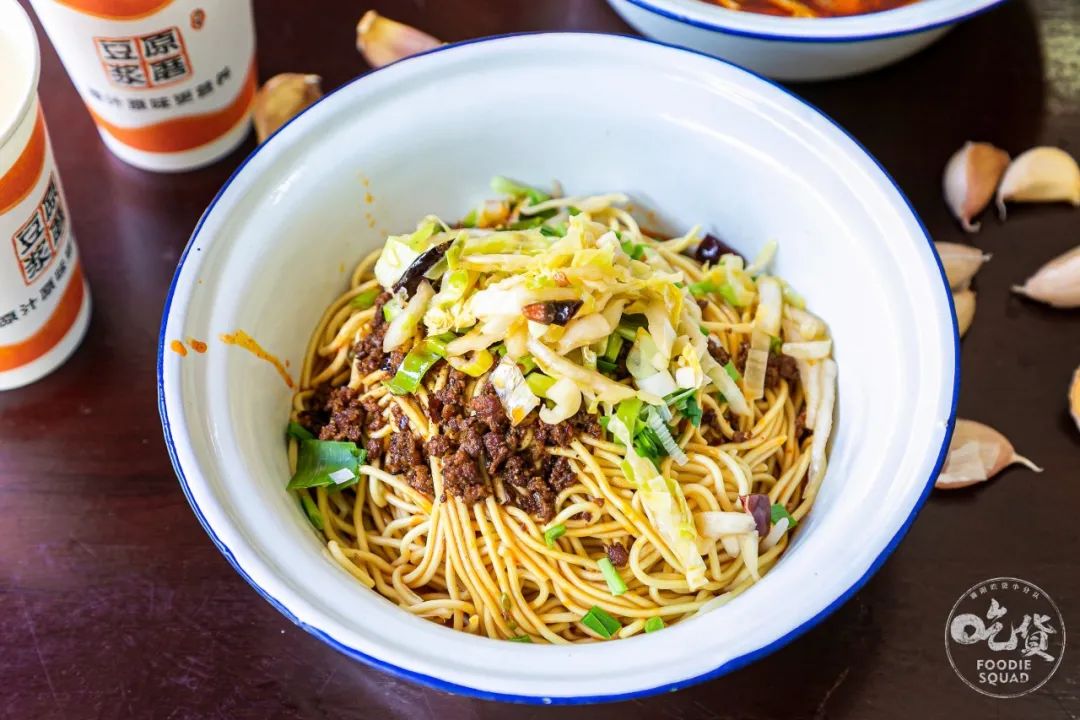 一家面馆的面,一家面馆汤底