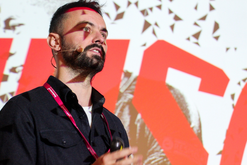 最好玩的fifa足球,玩fifa好还是实况好