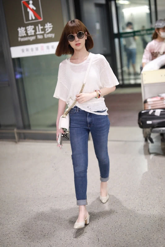 毛晓彤的穿搭风格特点,毛晓彤穿衣搭配时装