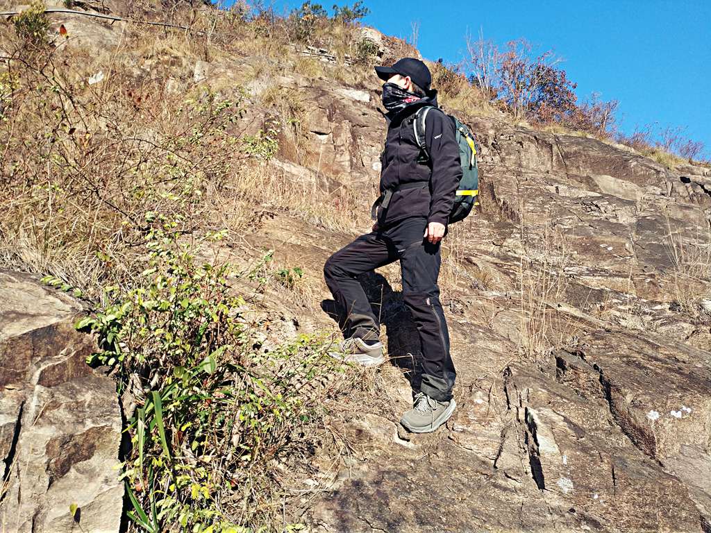 hokaoneonesky户外鞋评测,hokaoneone登山鞋测评