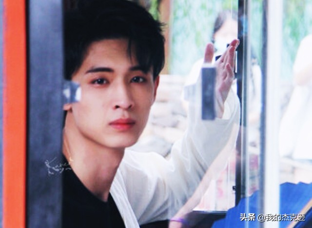 德云门下:妖孽辫能唱、精灵堂会演、乖乖秦硬红、痞坟王善编