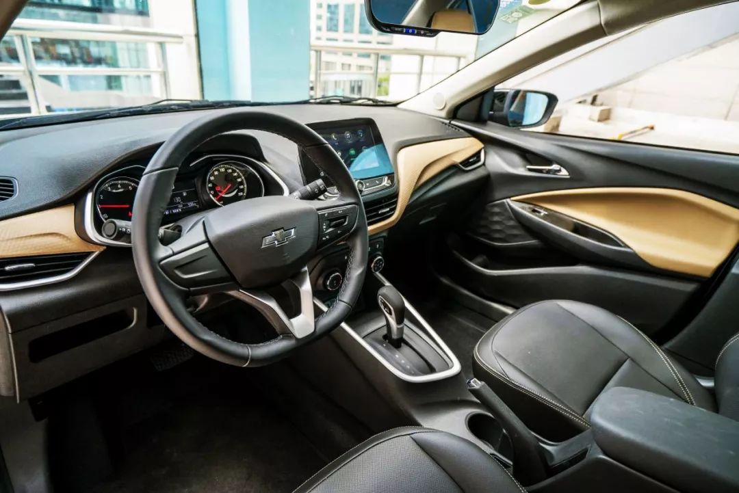 科沃兹跟新科沃兹的区别,新科沃兹手自一体