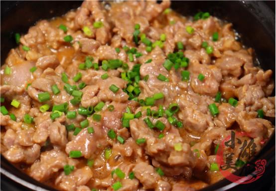 家庭腌牛肉干巴10斤肉要多少盐,腌好的牛肉是用冷水还是热水下锅