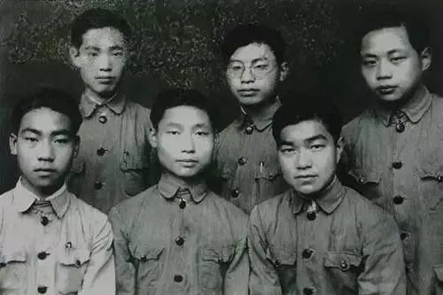 许渊冲简介及成就,许渊冲谦虚谨慎