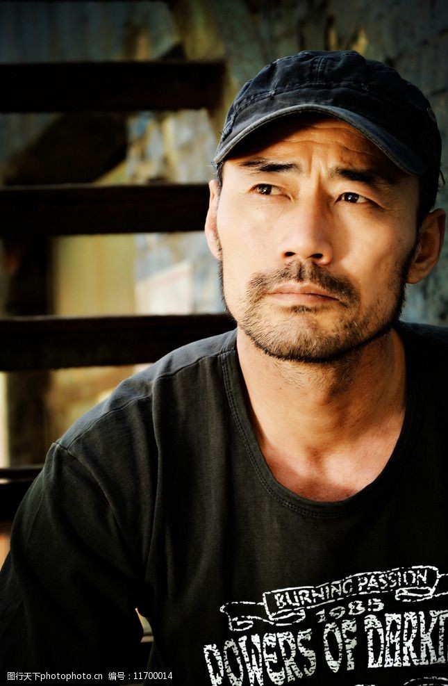 旭日阳刚王旭唱哭全场,王旭农村媳妇