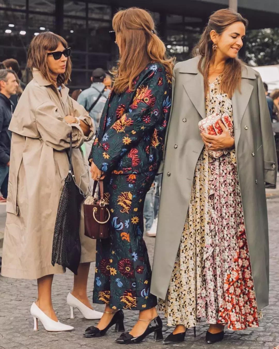 方领连衣裙冬天怎么穿,冬天也能穿的裙子