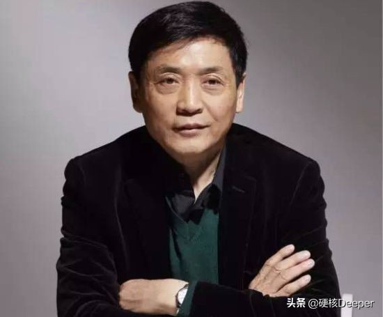 底层人的精神漩涡:科学家不如“戏子”?