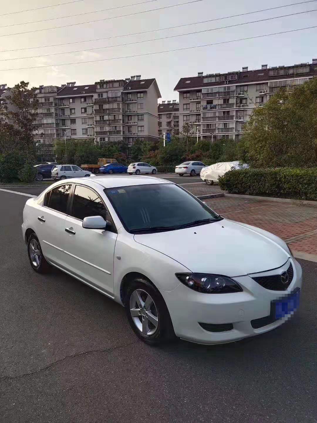 09马自达3两厢二手车值得买吗,16年马自达3二手车多少钱入手