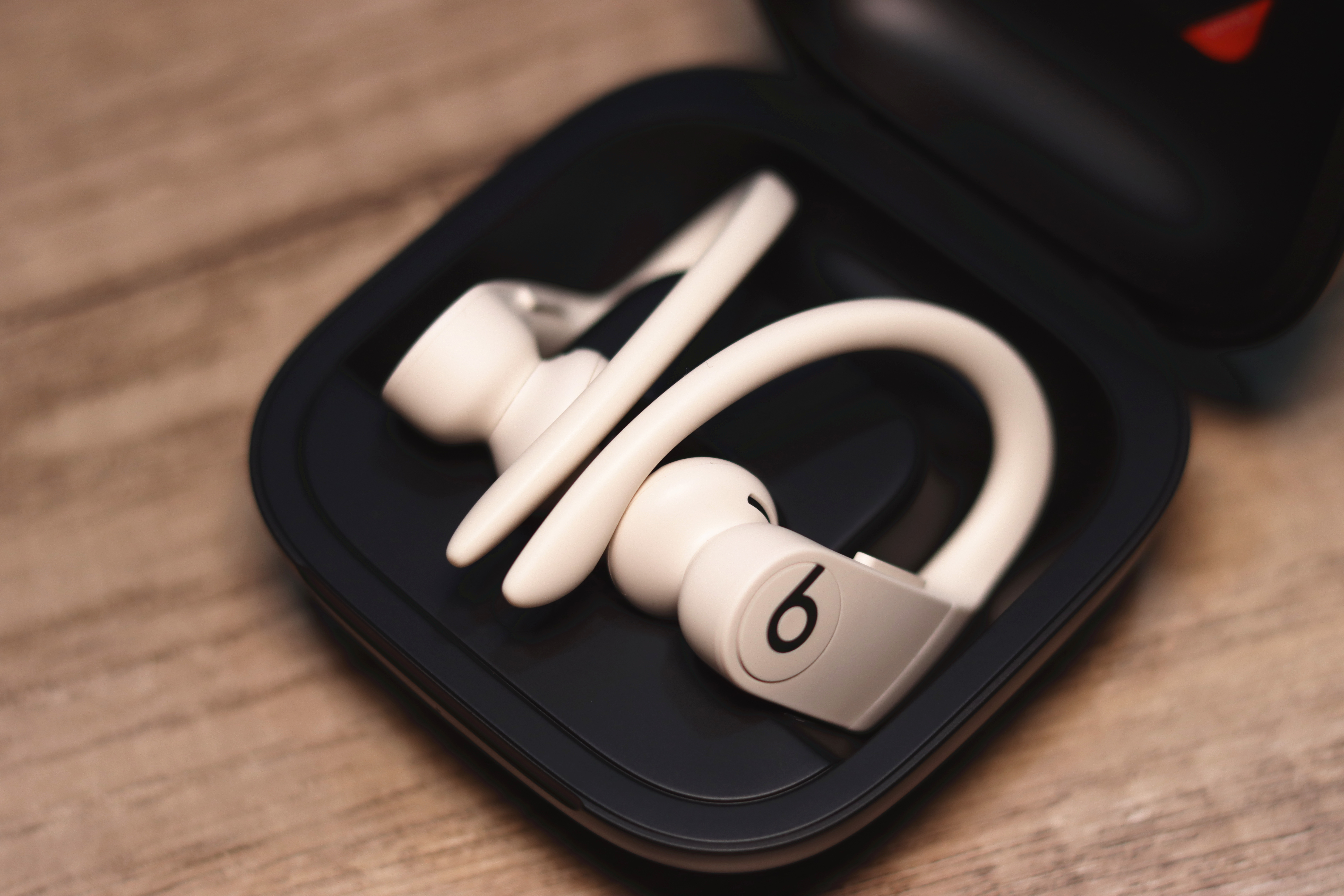 beatspowerbeatspro上手体验,beatspowerbeatspro沉浸式开箱