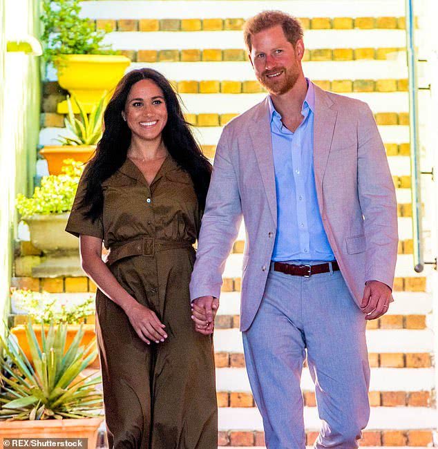 哈里被批沉迷名利,哈里遭批评