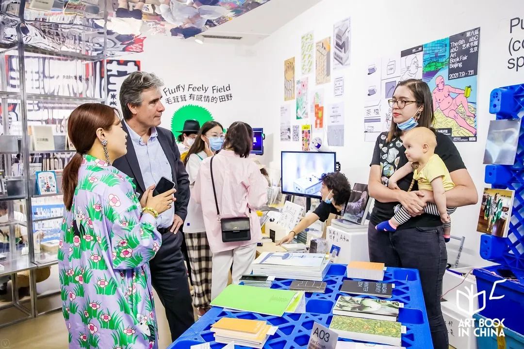 在成都看了一场浪漫的美术展,去古代邂逅一场书展