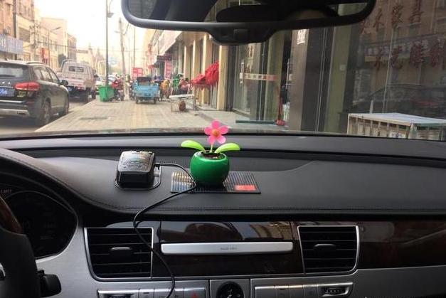 汽车安装音响有影响吗,汽车装电子狗违法吗