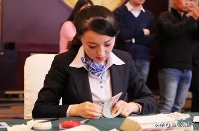 应届生进国有银行难吗,现在自己22岁很迷茫怎么办