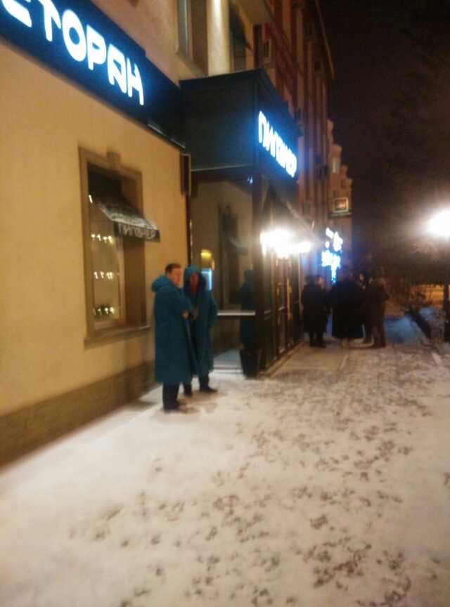 经济低迷时失业的俄罗斯帅哥丹尼斯（上）