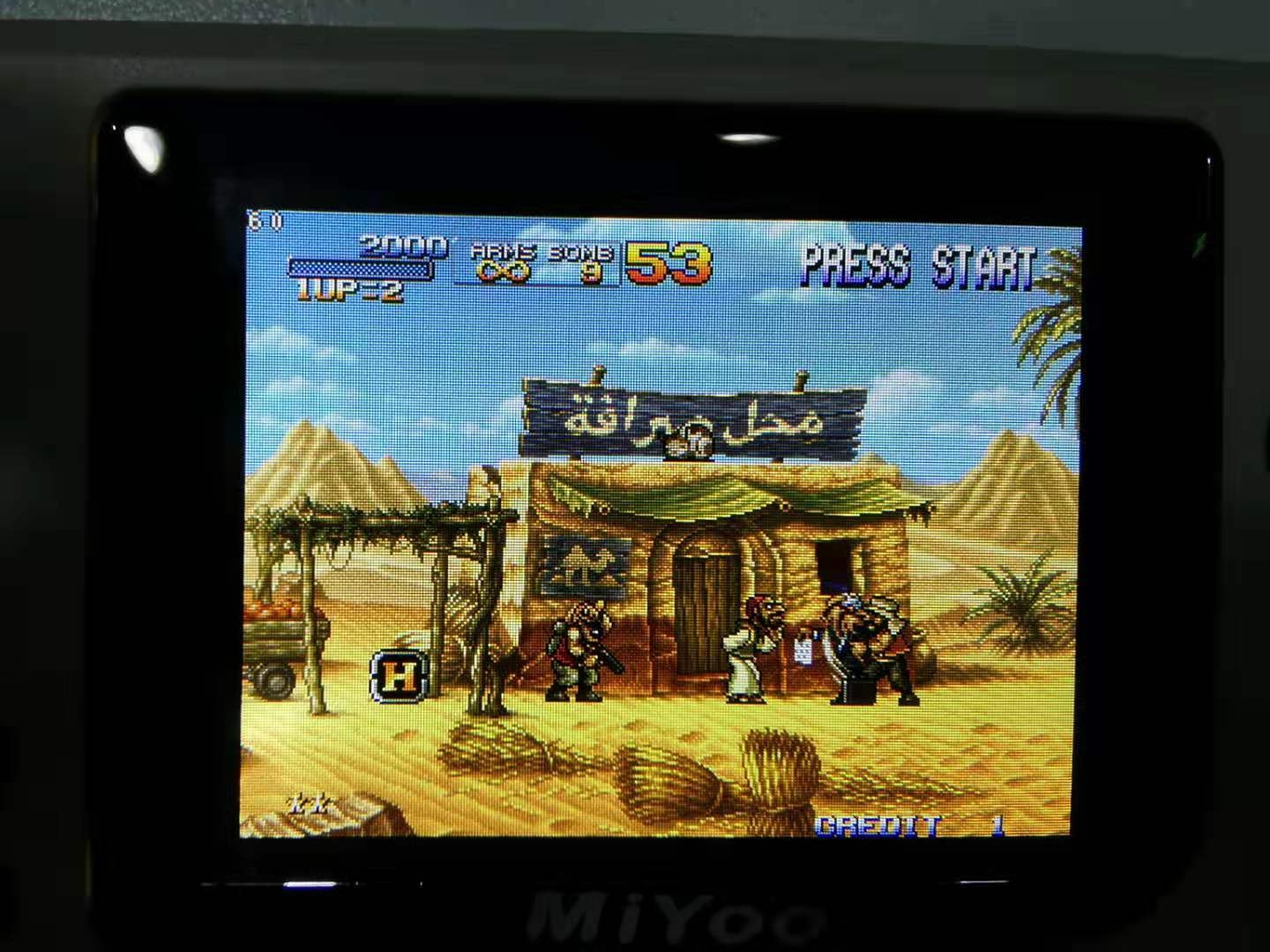 美队和黑寡妇私下玩啥……MIYOO横版迷你怀旧掌机开箱详评