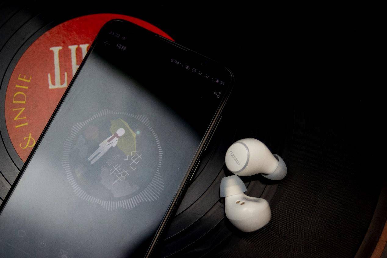 魅族pop2s,魅族pop2s真无线耳机如何调节音量