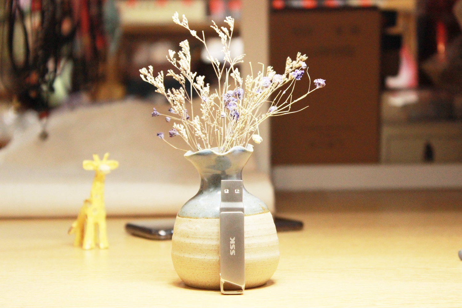 电脑内存不够能加移动u盘,飚王固态u盘质量好吗