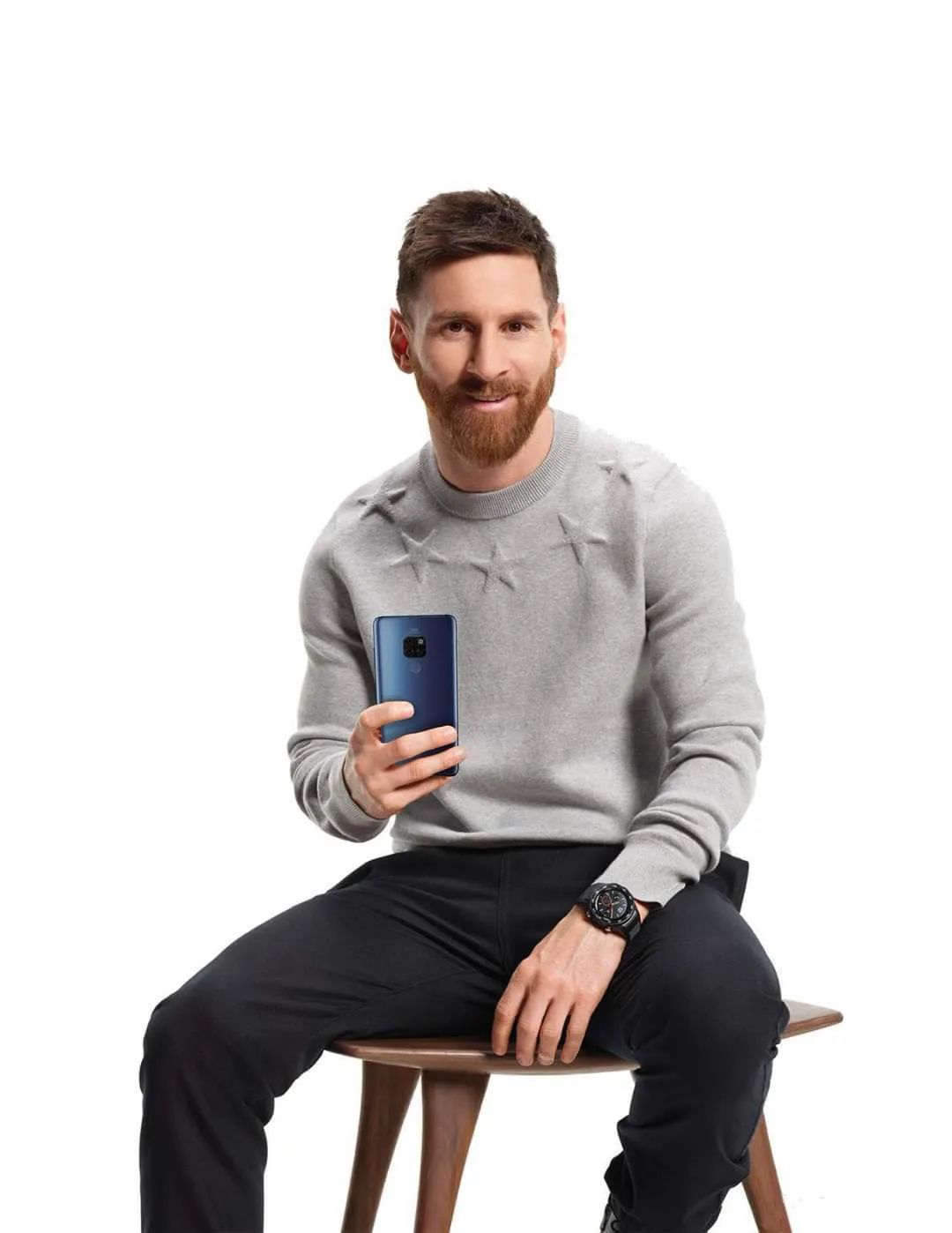 降薪怕极了?发一条推特就能赚回来!揭秘顶级球星的真实收入来源