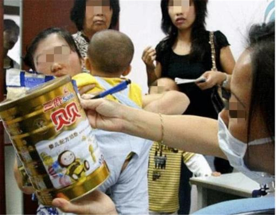 当年吃三鹿奶粉的孩子怎么样了,喝了三鹿奶粉的孩子现状照片