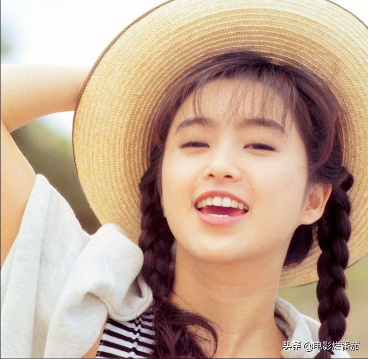 酒井法子年轻时什么样子,20年前的酒井法子有多风光
