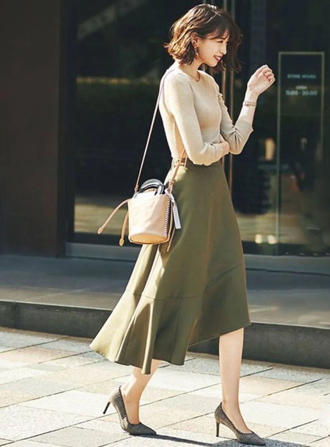 腰粗腿粗适合怎么穿衣服,穿裙子最好注意这几点