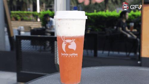 瑞幸和kfc咖啡谁的好喝,瑞幸咖啡奶盖茶上线真的好喝吗