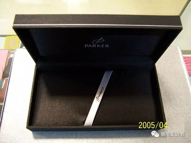 万宝龙星际行者签字笔辨别真假,万宝龙钢笔和派克