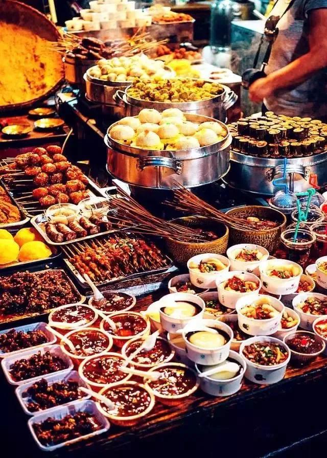 国内最坑游客的八条美食街,专坑游客的八条美食街你去过几个