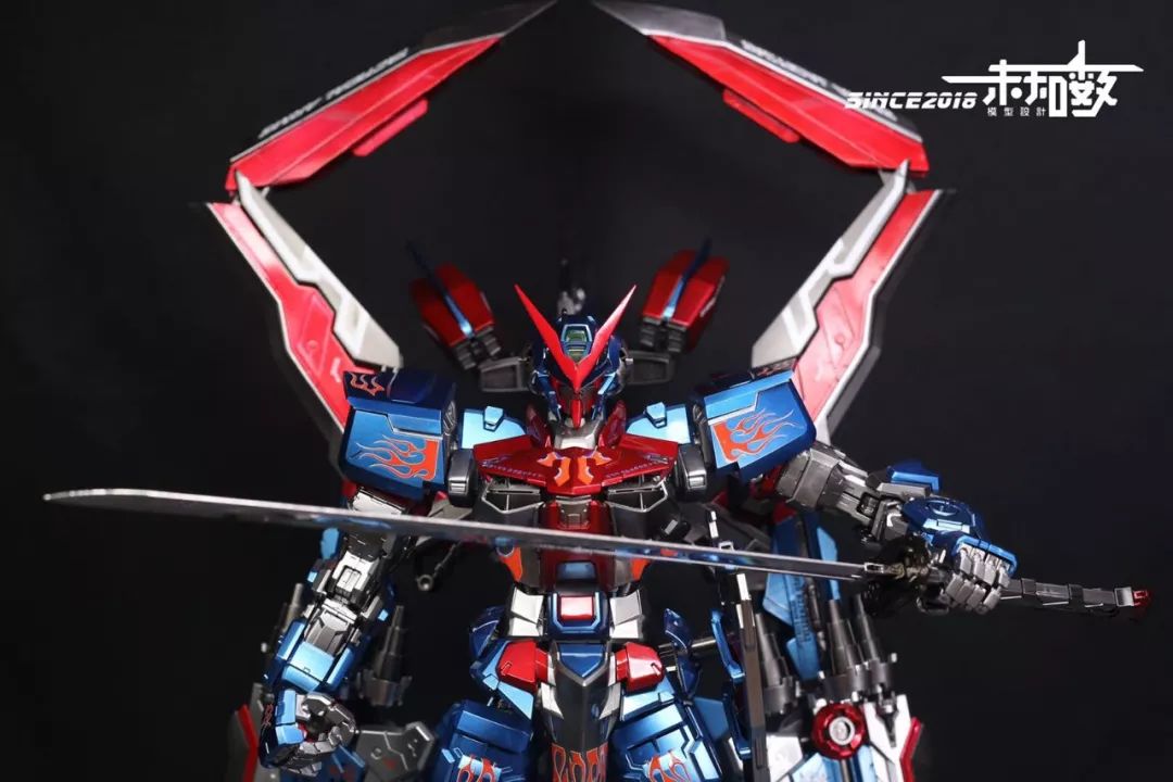 pg异端高达造型,红异端pg高达