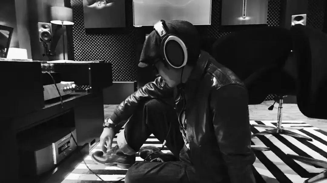 飞鱼秀小飞抖音,飞鱼秀小飞微博