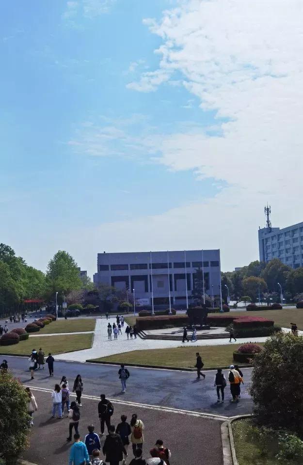 涓滃崡澶у鎴愯搐瀛﹂櫌,涓滃崡澶у鎴愯搐瀛﹂櫌鐧剧