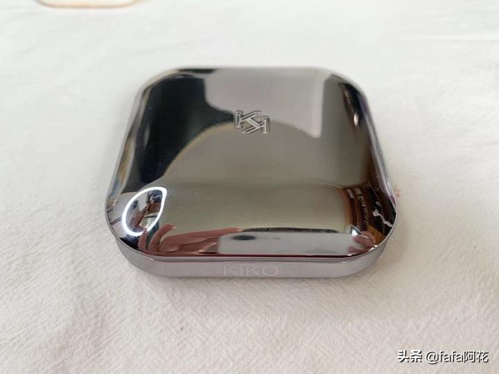 好用不贵的美妆单品,美妆博主有多少化妆品