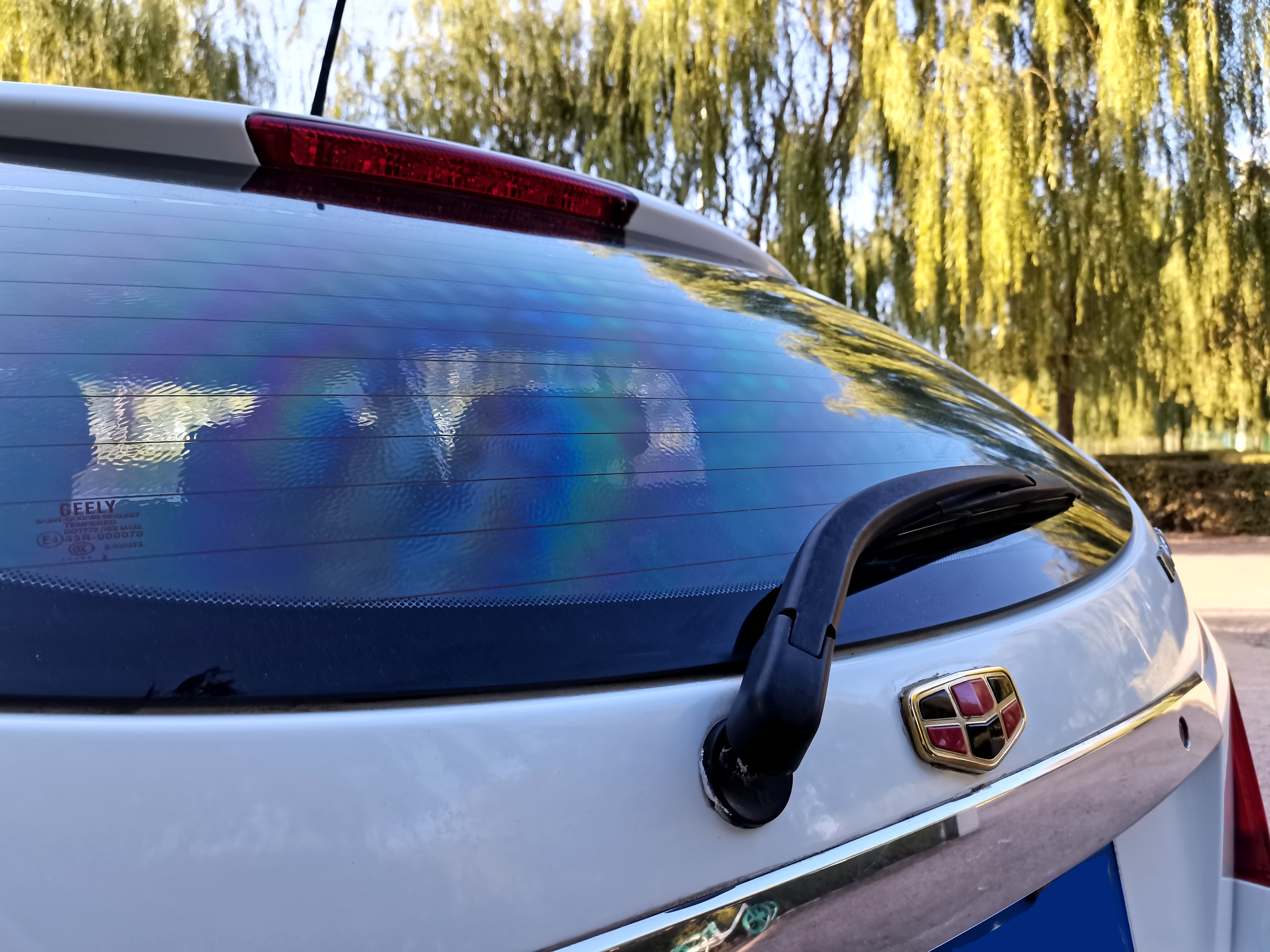 吉利帝豪ec7发动机舱图解,吉利帝豪ec7是正时皮带吗