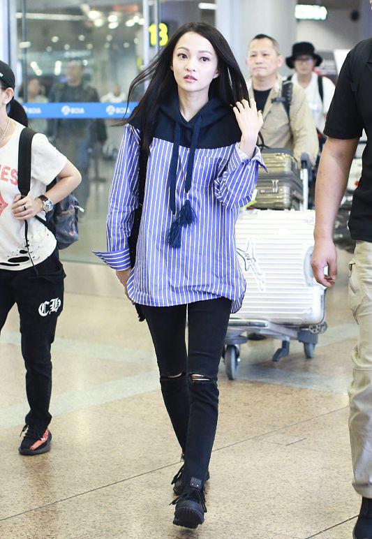 张韶涵为什么看起来少女感十足,张韶涵穿衣为什么那么好