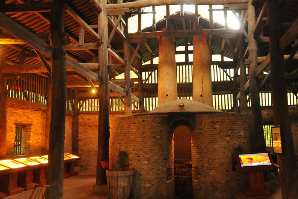 一座景德镇半部陶瓷史,景德镇百年陶瓷史